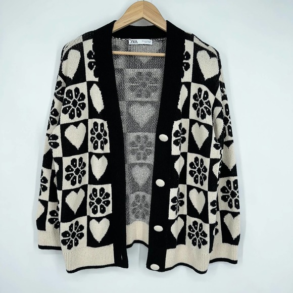 Zara Black and White Patterned Cardigan - Picture 8 of 15